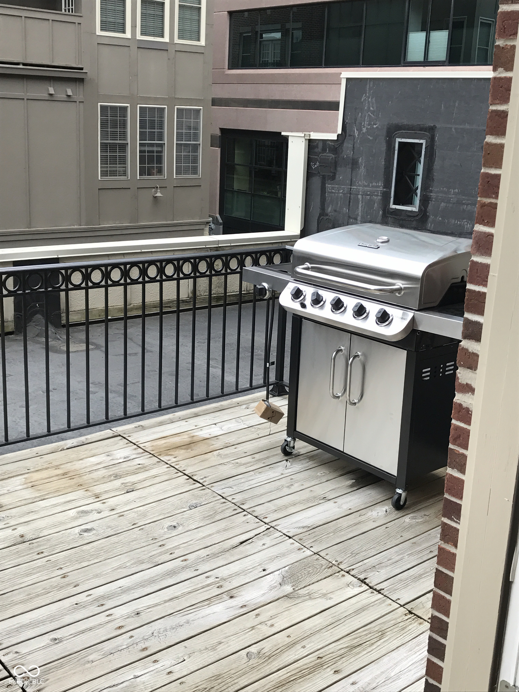 230 North Cleveland Street, Unit 230B Indianapolis, IN 46204 - Photo 28 of 35