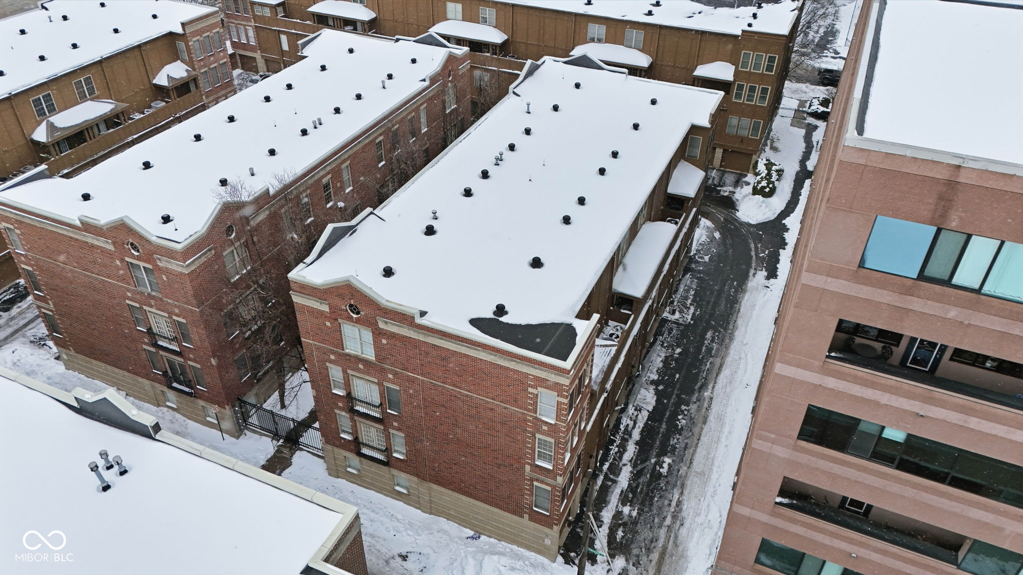 230 North Cleveland Street, Unit 230B Indianapolis, IN 46204 - Photo 32 of 35