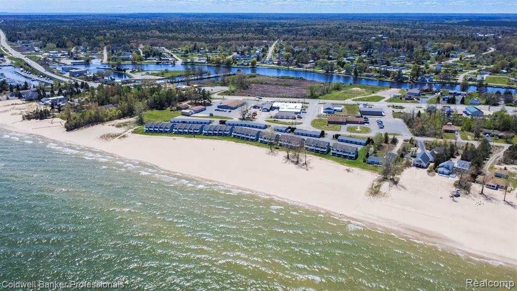 271 Chrysler Road, Unit 19 Oscoda, MI 48750 - Photo 47 of 53