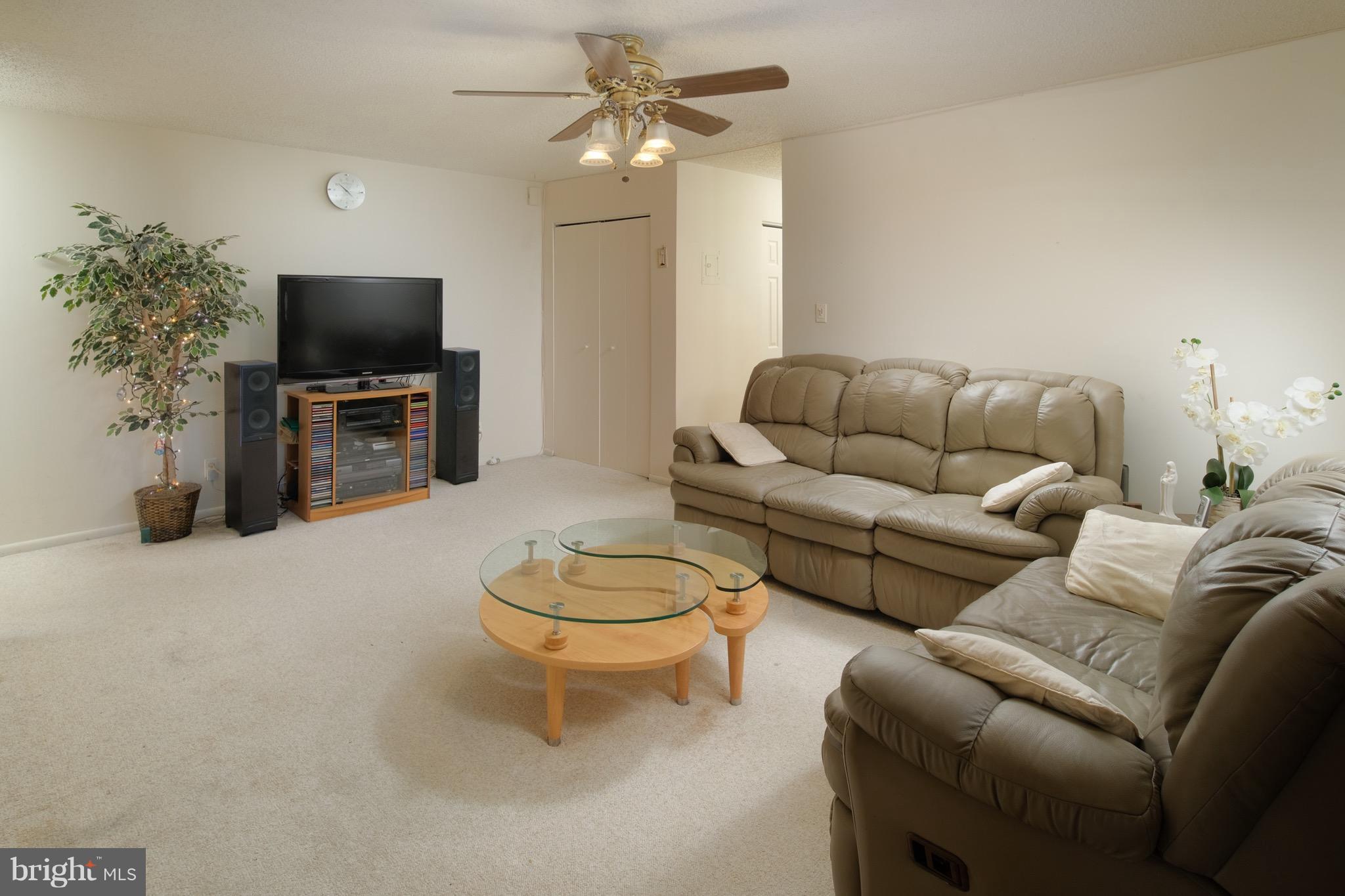 7092 Spring Garden Drive, Unit 102 Springfield, VA 22150 - Photo 4 of 10 Living Room