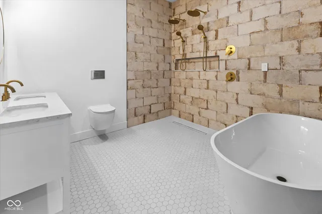 $270,000 | 206 North Beville Avenue, Indianapolis, IN 46201