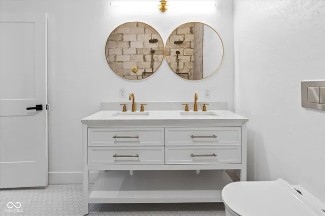 $270,000 | 206 North Beville Avenue, Indianapolis, IN 46201