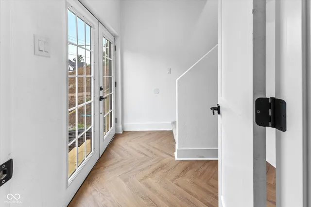 $270,000 | 206 North Beville Avenue, Indianapolis, IN 46201