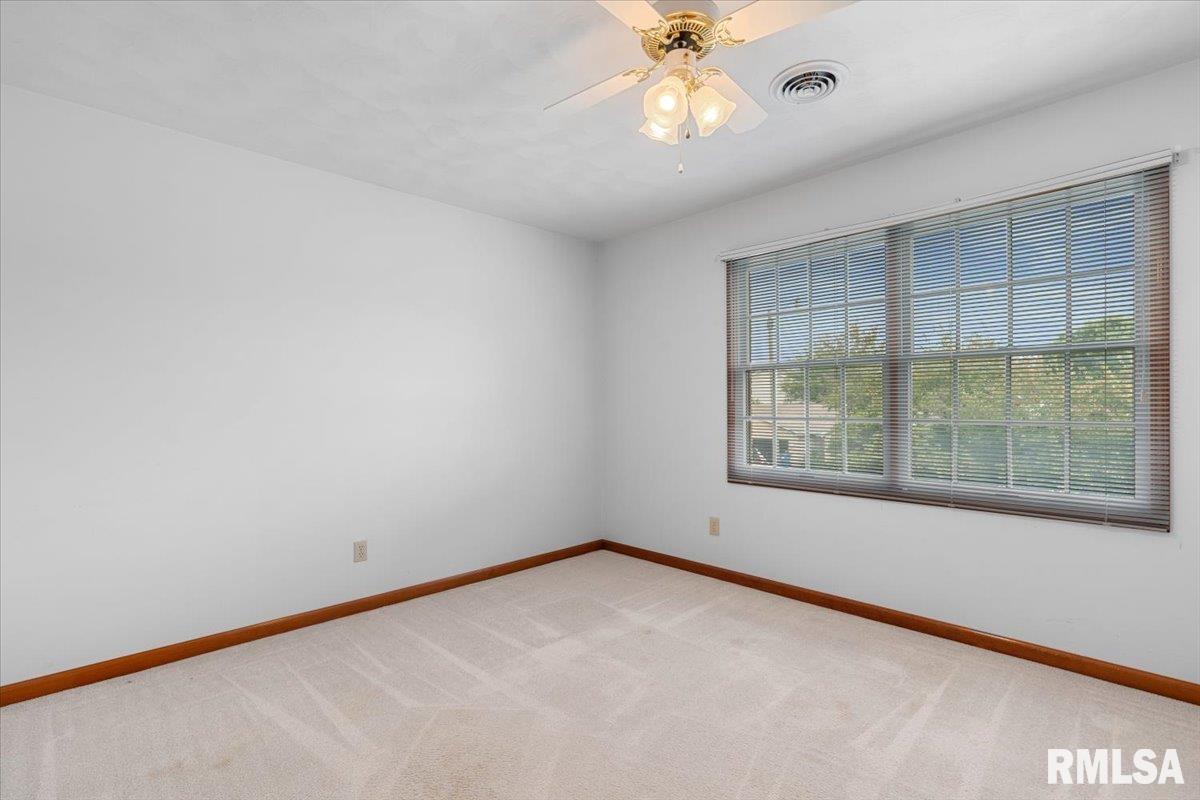 2201 Checkerberry Lane Springfield, IL 62711 - Photo 25 of 44 Gallery Image 25