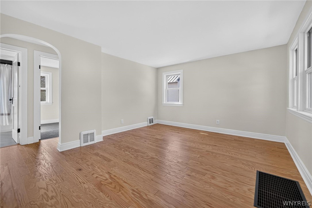 3093 Lyth Road Hamburg, NY 14218 - Photo 14 of 28