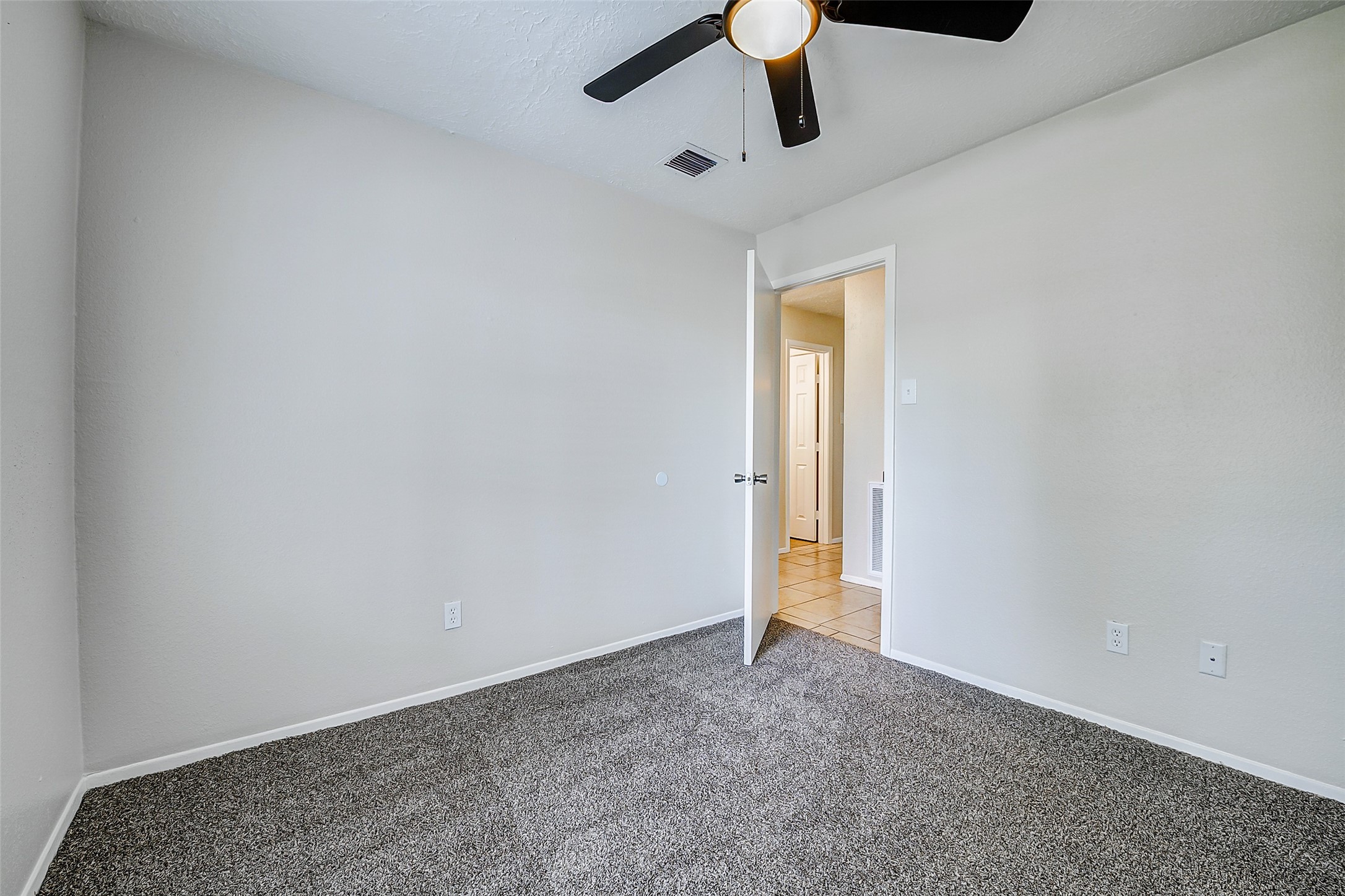 9842 Shell Rock Road La Porte, TX 77571 - Photo 10 of 27