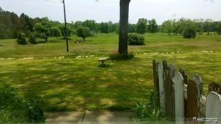 5641 West Allen Road Fowlerville, MI 48836 - Photo 26 of 26 yard.jpg