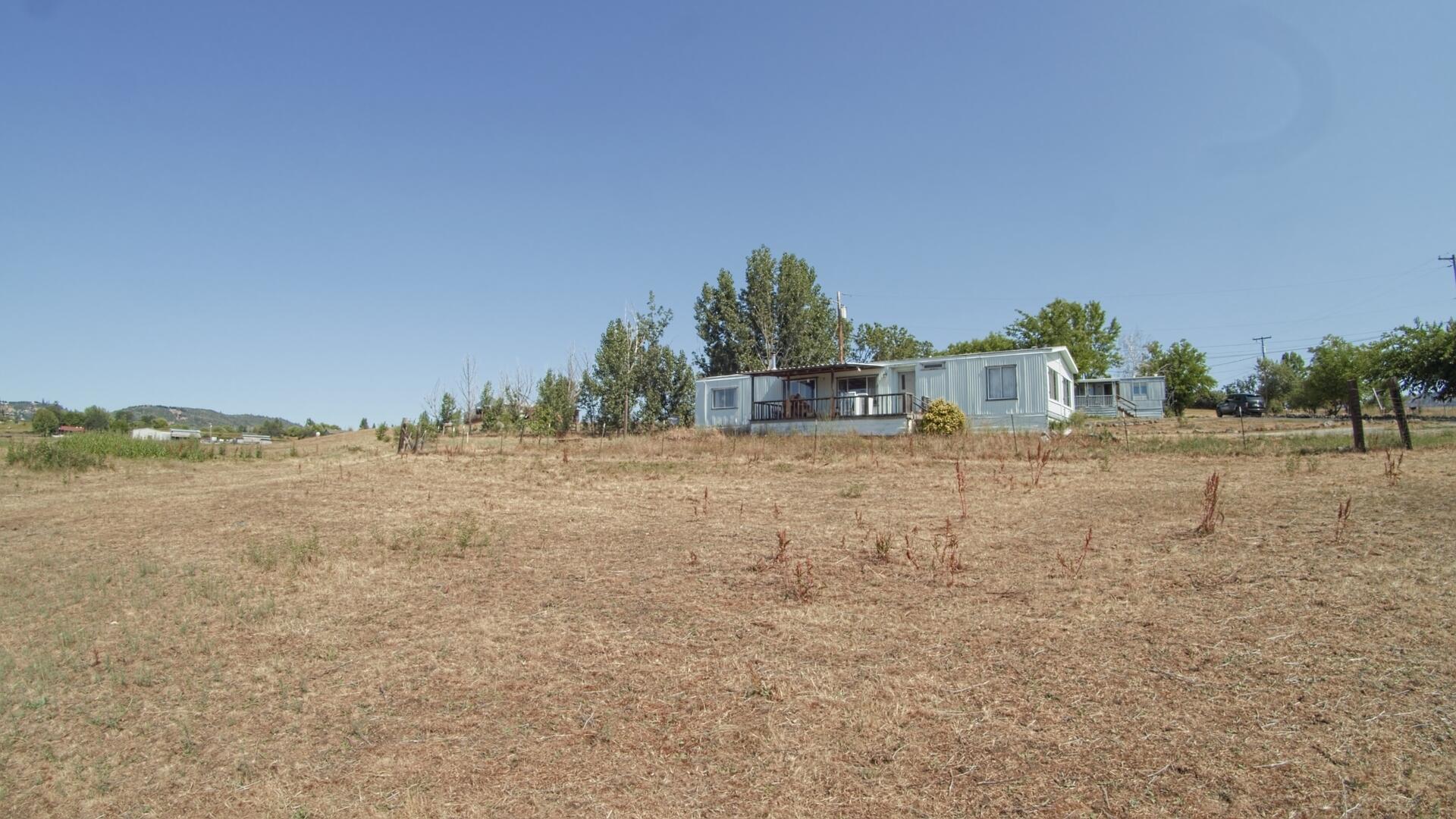 573 Reese Creek Road Eagle Point, OR 97524 - Photo 2 of 37 573 Reese Feild_1.2.1