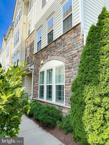 $479,000 | 42255 San Juan Terrace, Aldie, VA 20105