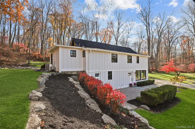 $4,950 | 260 Waccabuc Road, Unit 138, Goldens Bridge, NY 10526