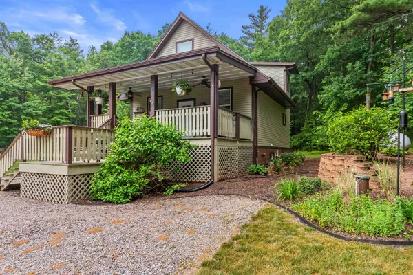 $385,000 | 1854 County Rd Z, Arkdale, WI 54613