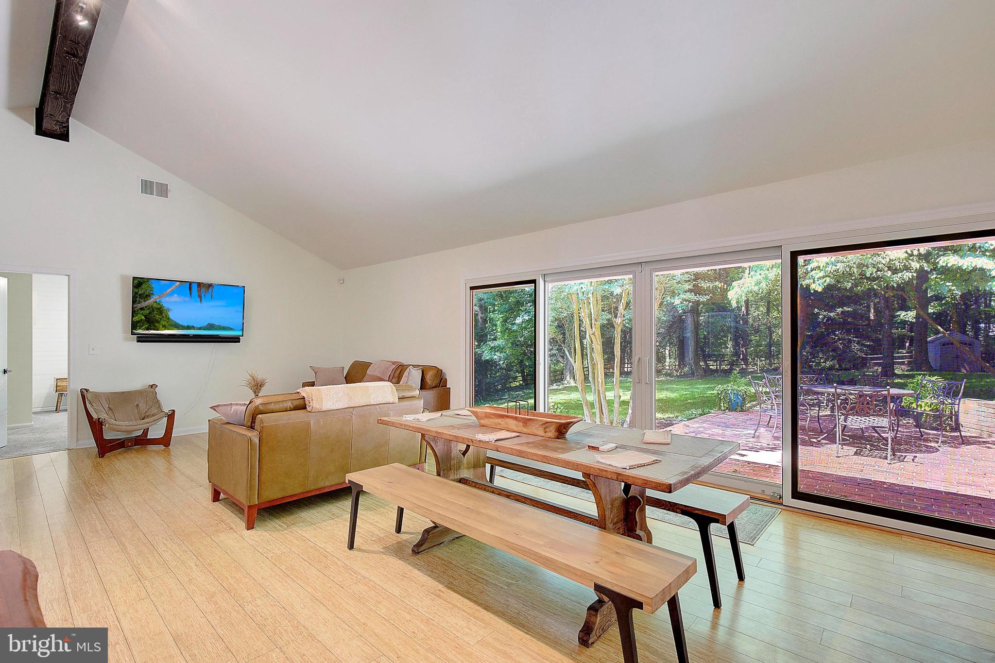 1668 Winchester Road Annapolis, MD 21409 - Photo 25 of 44 Dining/Family Room