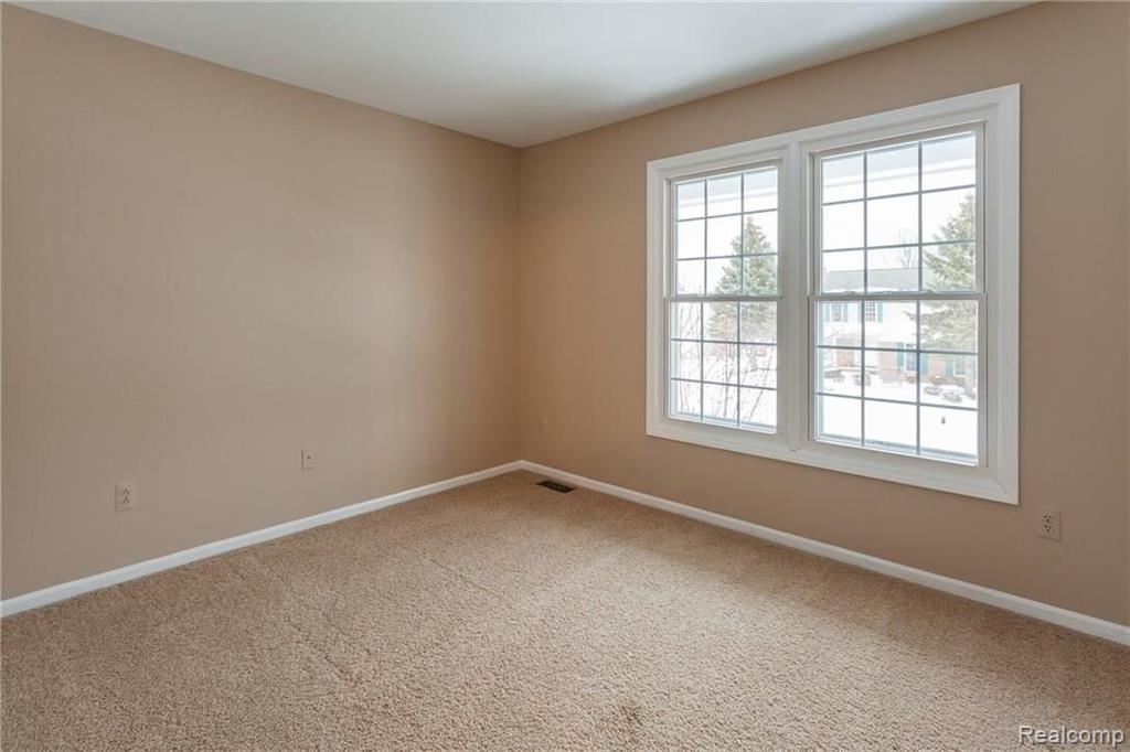 2360 Millbrook Court Rochester Hills, MI 48306 - Photo 19 of 25