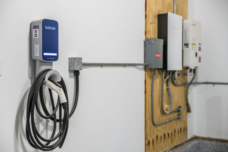 280 Ice Valley Road Osterville, MA 02655 - Photo 43 of 45 a utility room with dryer and washer