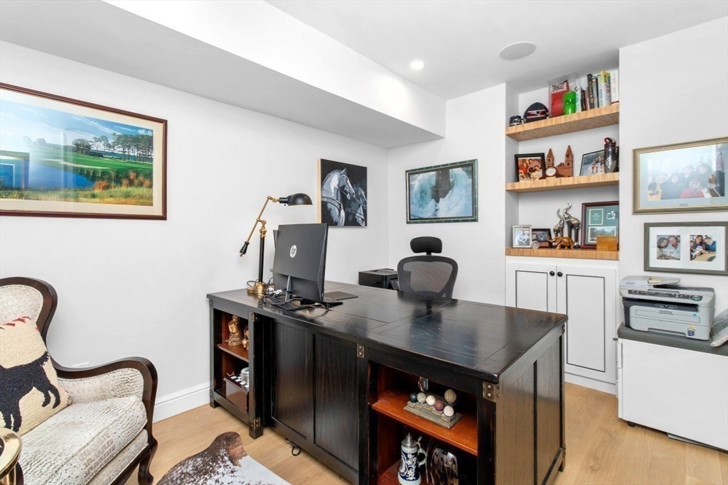 102 St Botolph Street Boston, MA 02116 - Photo 21 of 38