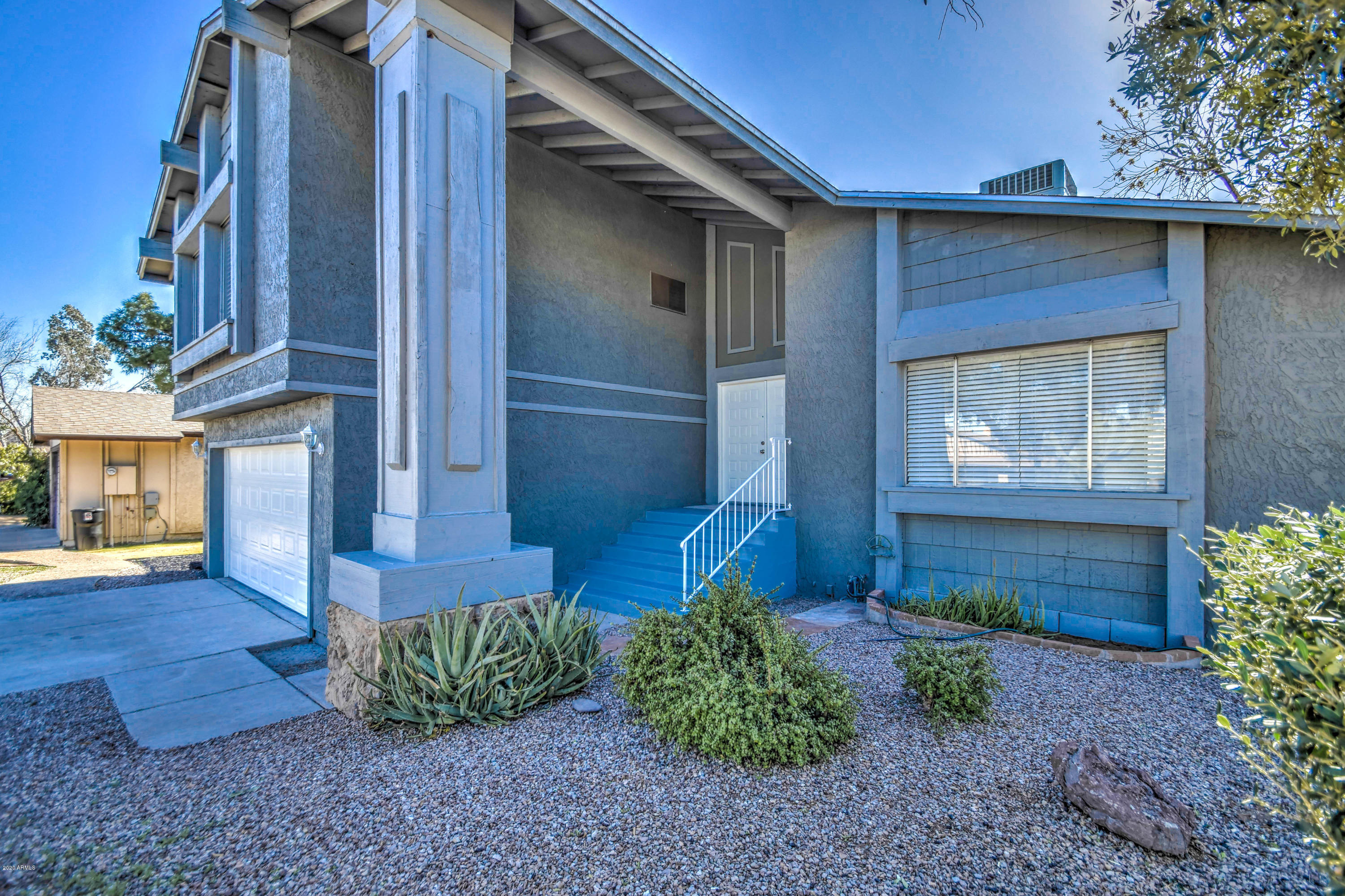 1635 East Apollo Road Phoenix, AZ 85042 - Photo 5 of 56 front 5