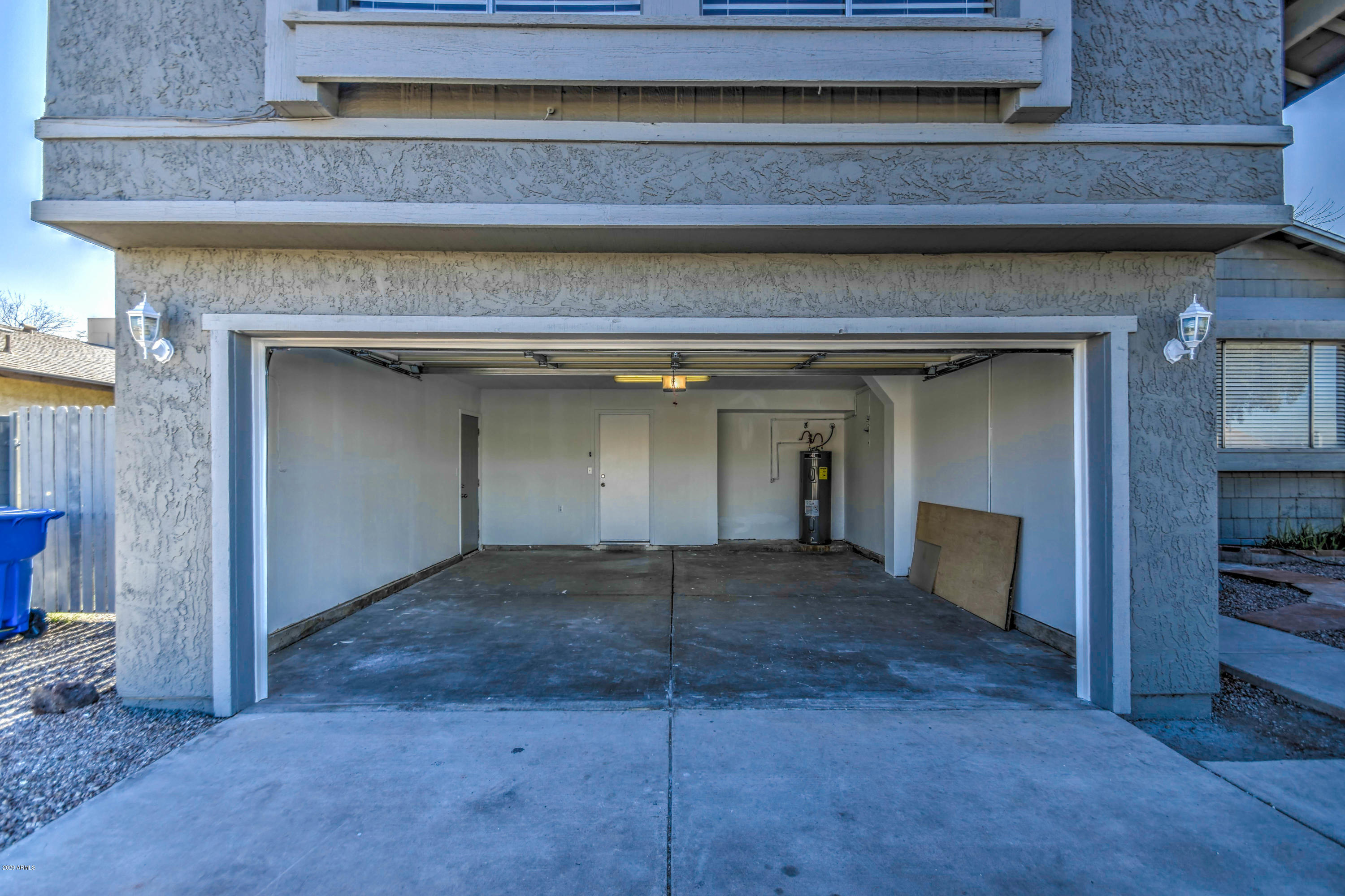 1635 East Apollo Road Phoenix, AZ 85042 - Photo 51 of 56 garage