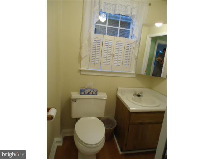 8015 Bridle Road Philadelphia, PA 19111 - Photo 8 of 13 Half Bath