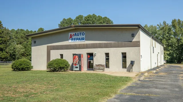 200 Tom Smith Road, Martin, TN 38237