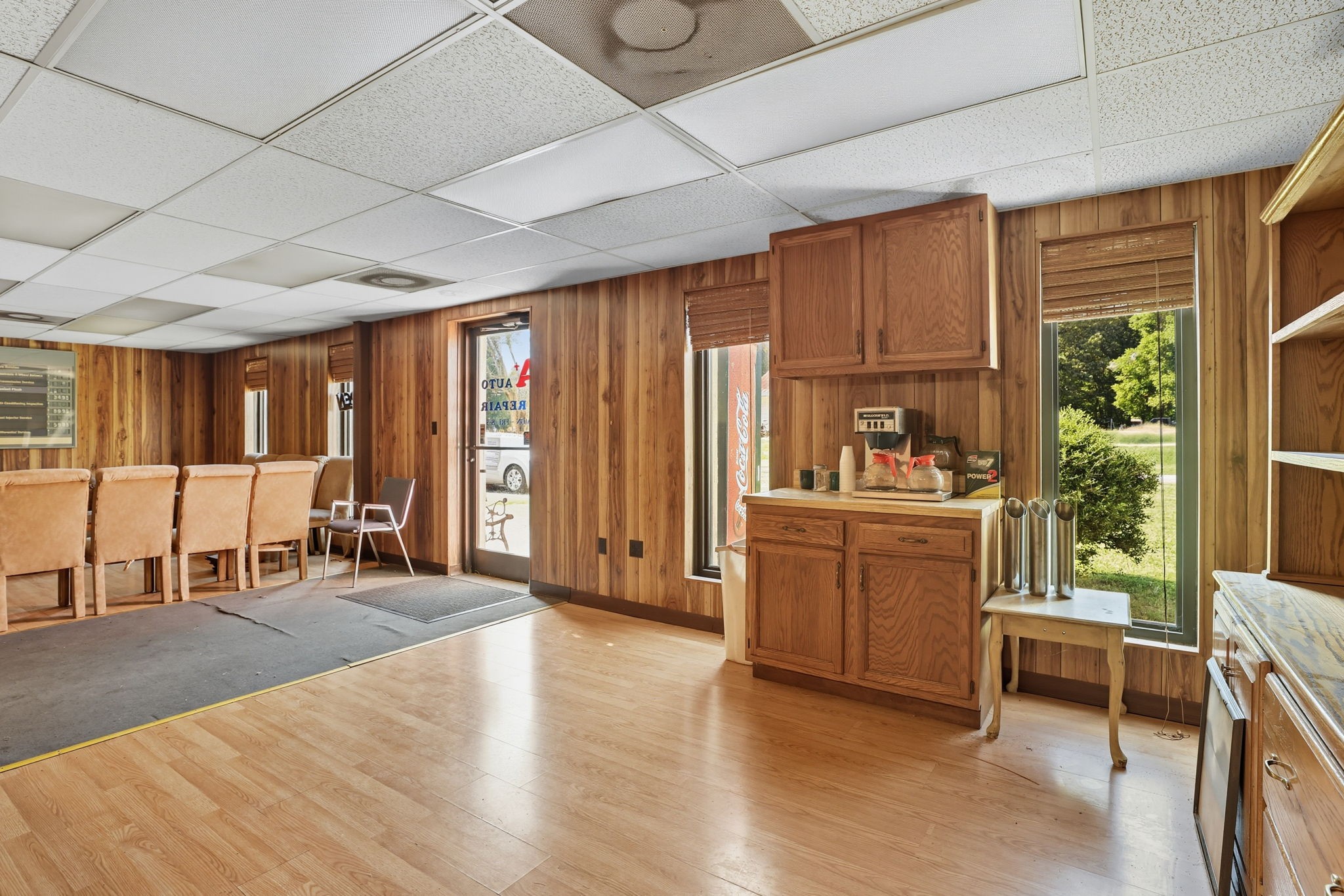 200 Tom Smith Road Martin, TN 38237 - Photo 8 of 51 a room with furniture and a window