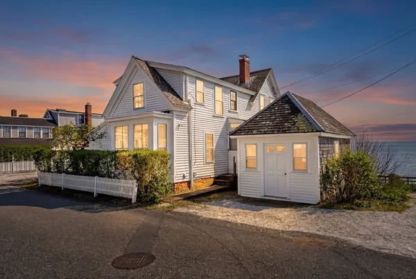 $2,950,000 | 561 Commercial Street, Provincetown, MA 02657