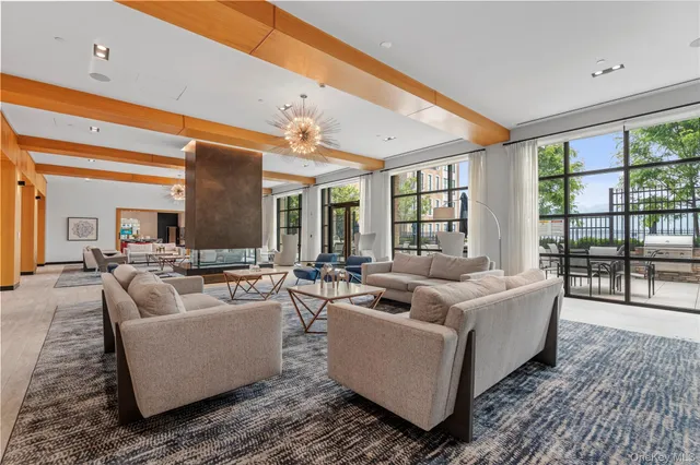 $1,698,000 | 100 Garvies Point Road, Unit 1309, Glen Cove, NY 11542