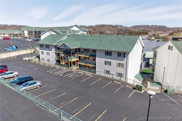 $272,500 | 364 Cedar Heights Drive, Unit 3B, Camdenton, MO 65020