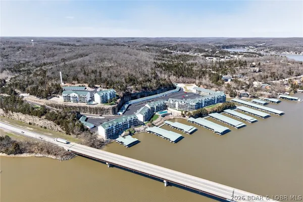 $272,500 | 364 Cedar Heights Drive, Unit 3B, Camdenton, MO 65020