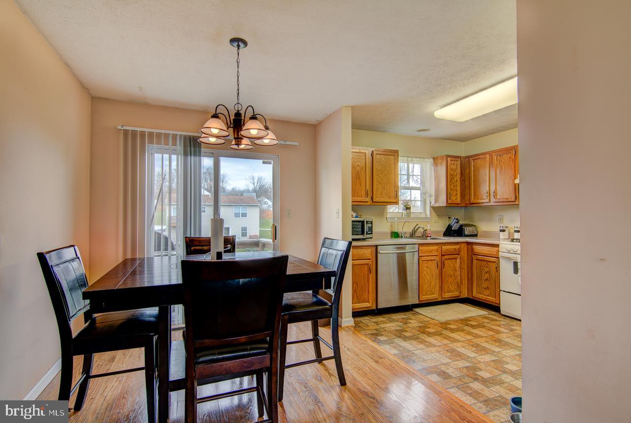 85 Cypress Point Road Felton, PA 17322 - Photo 3 of 25 Gallery Image 3