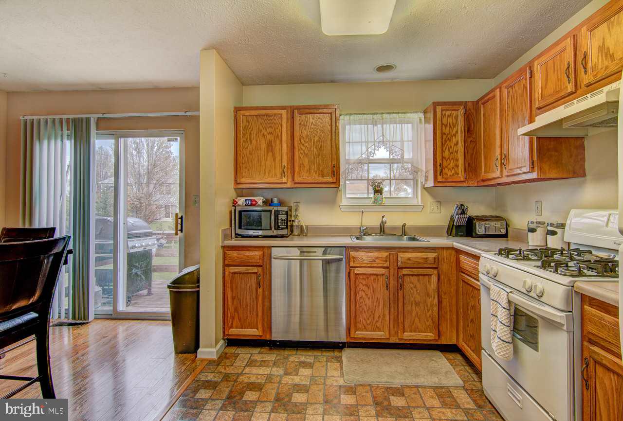 85 Cypress Point Road Felton, PA 17322 - Photo 5 of 25 Gallery Image 5