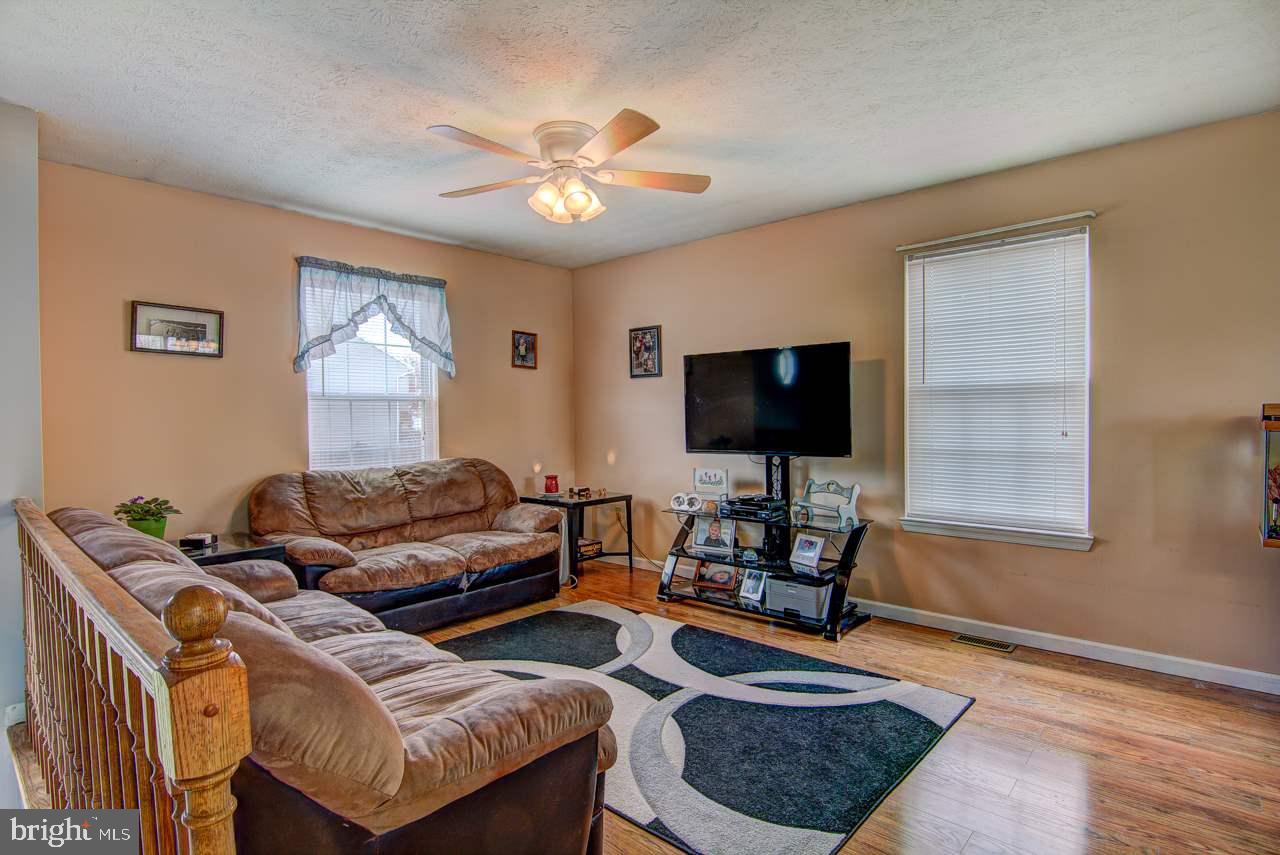 85 Cypress Point Road Felton, PA 17322 - Photo 7 of 25 Gallery Image 7