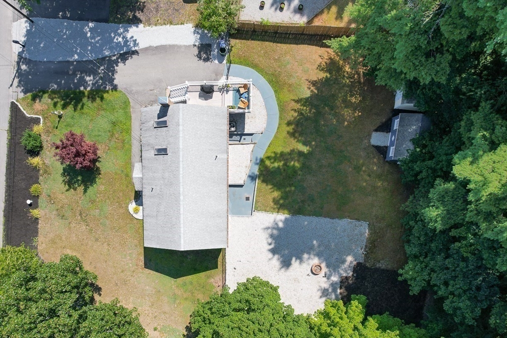 8 Haskell Road Pepperell, MA 01463 - Photo 4 of 30 Gallery Image 4