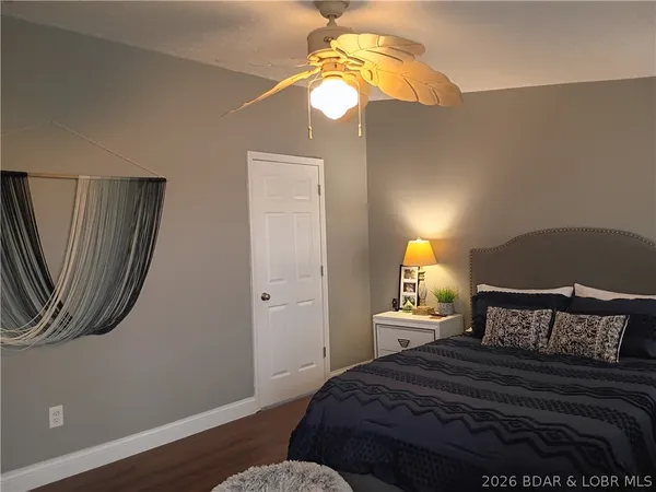 $434,900 | 71 Partee Lane, Sunrise Beach, MO 65079