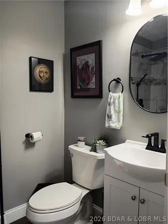 $434,900 | 71 Partee Lane, Sunrise Beach, MO 65079