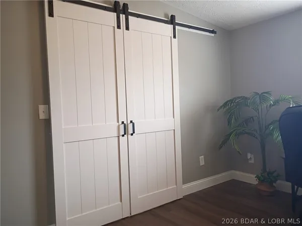 $434,900 | 71 Partee Lane, Sunrise Beach, MO 65079