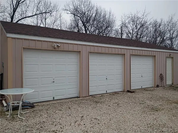 $434,900 | 71 Partee Lane, Sunrise Beach, MO 65079