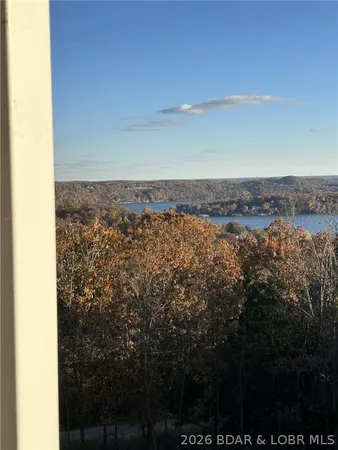 $434,900 | 71 Partee Lane, Sunrise Beach, MO 65079