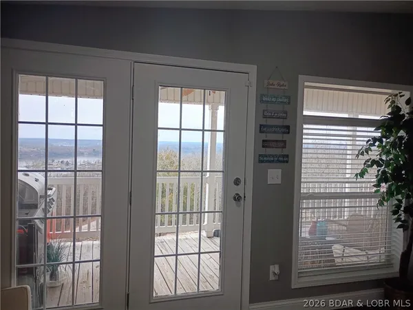 $434,900 | 71 Partee Lane, Sunrise Beach, MO 65079