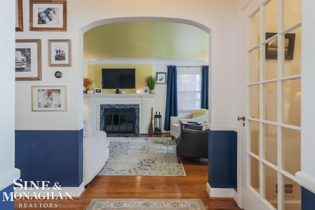 1326 Harvard Road Grosse Pointe, MI 48230 - Photo 15 of 47 50060148-14.JPG