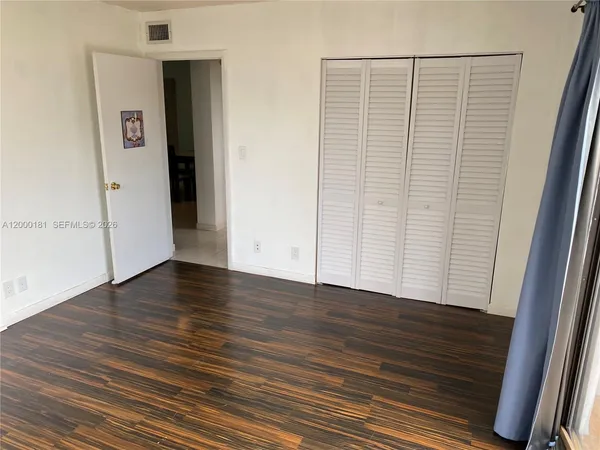 $2,000 | 1900 Diana Drive, Unit 3D, Hallandale Beach, FL 33009