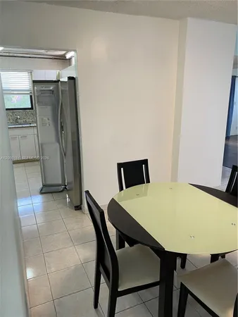 $2,000 | 1900 Diana Drive, Unit 3D, Hallandale Beach, FL 33009