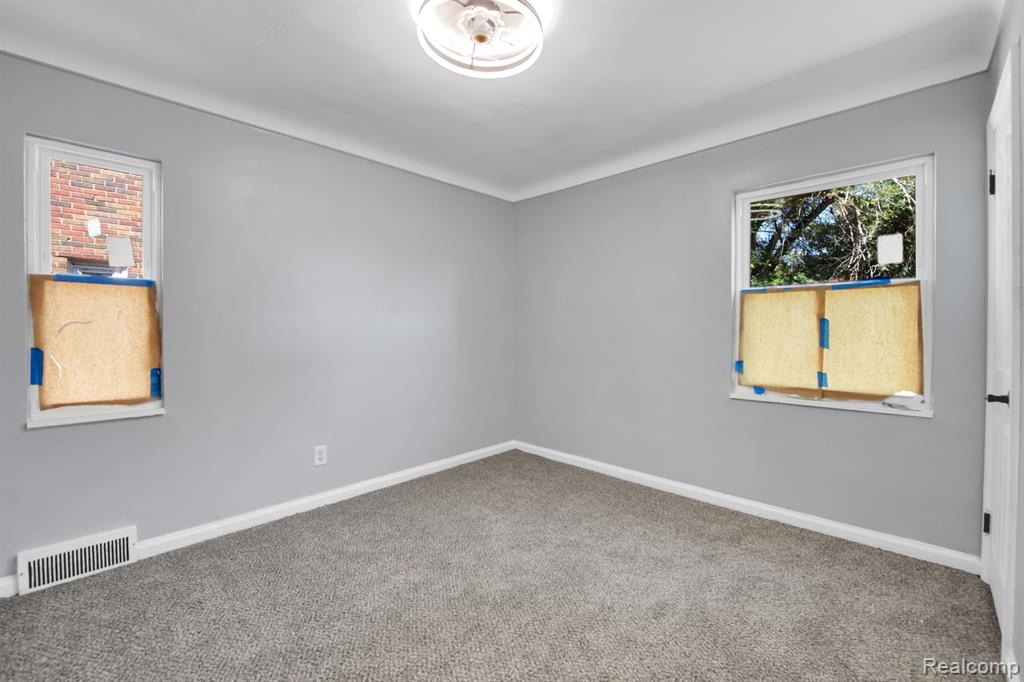 5926 Balfour Road Detroit, MI 48224 - Photo 13 of 23