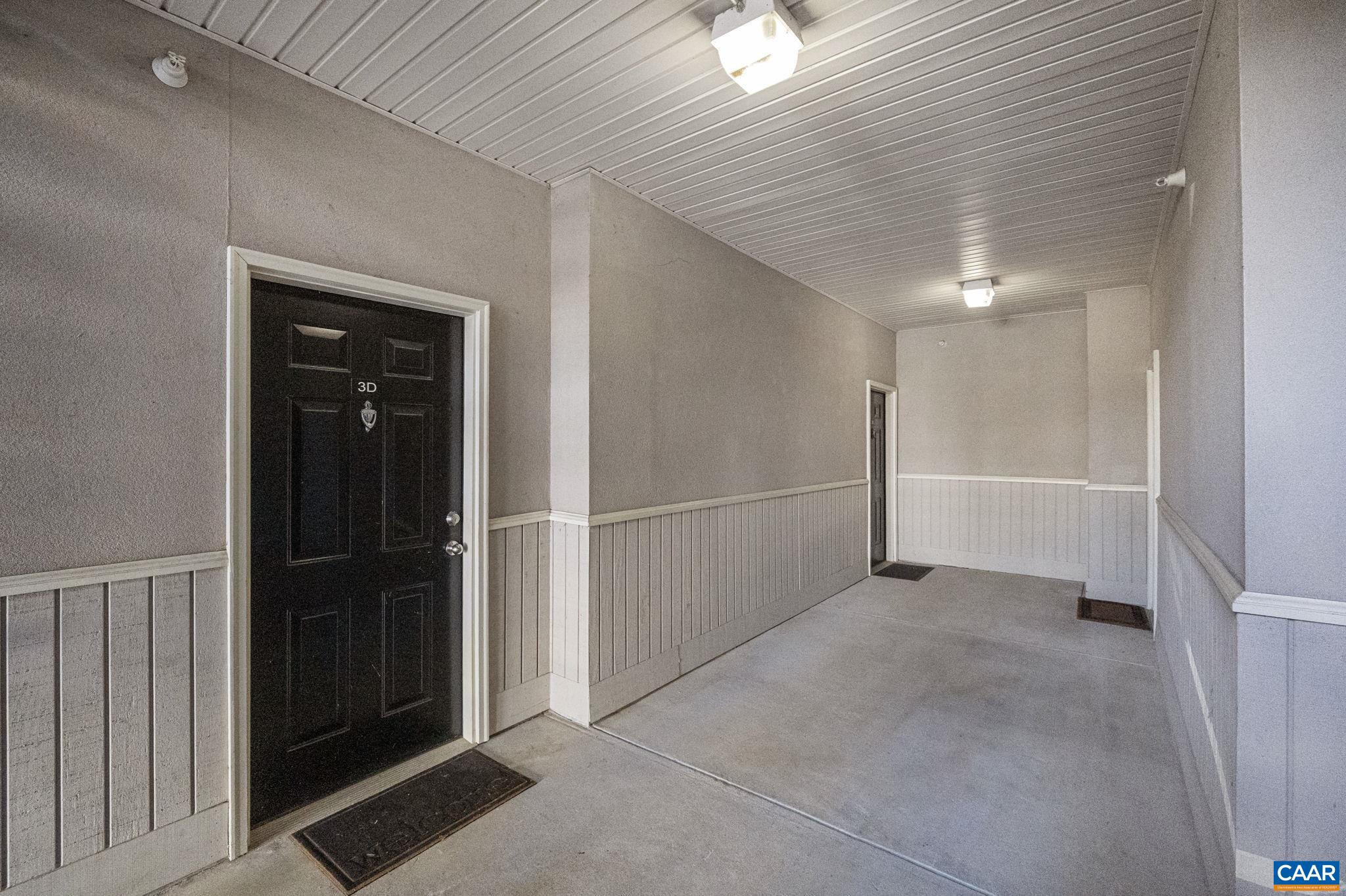 750 Walker Square, Unit 3B Charlottesville, VA 22903 - Photo 23 of 36 an empty room with closet