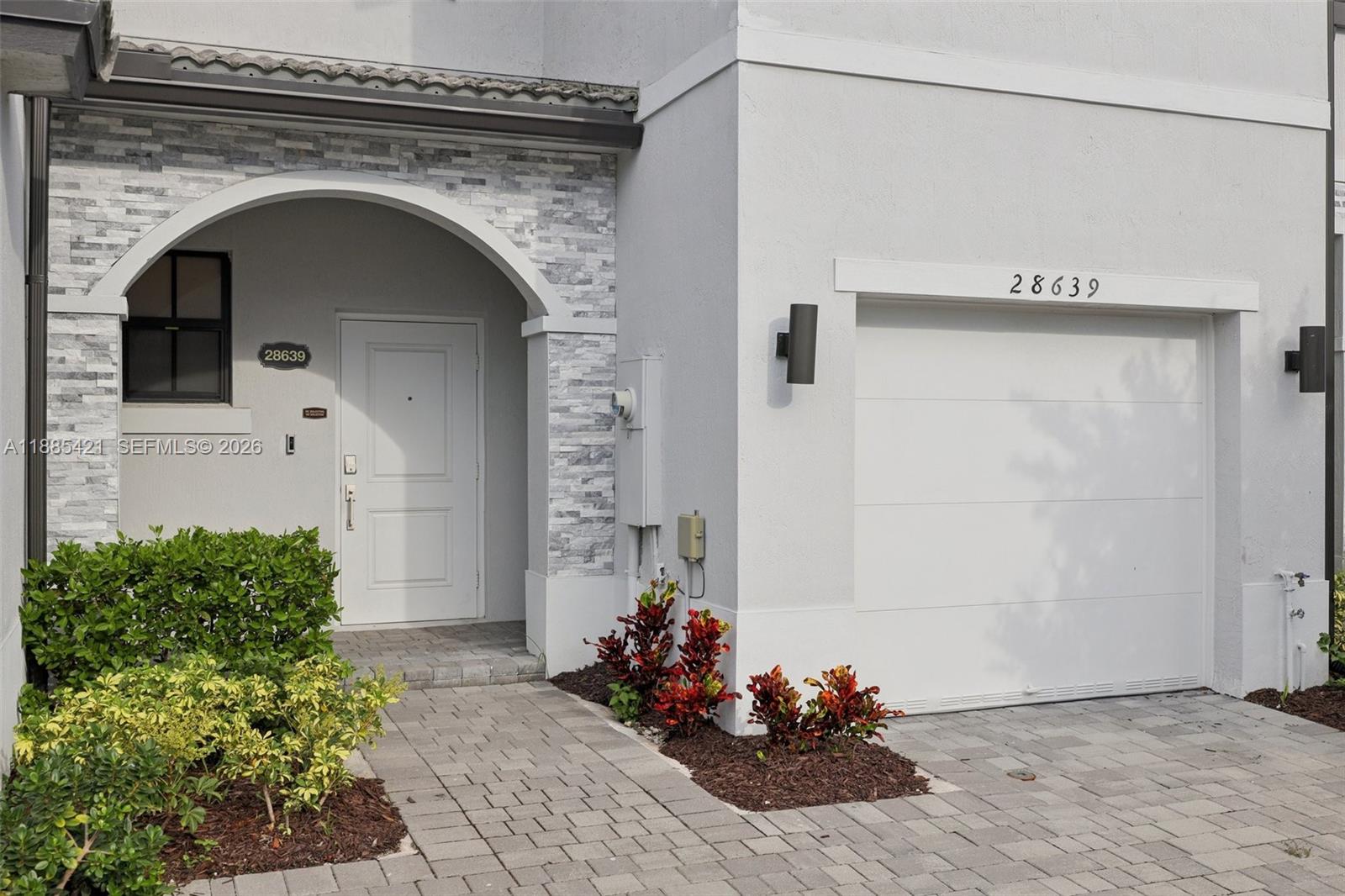 28639 Southwest 129th Court Homestead, FL 33033 - Photo 2 of 32