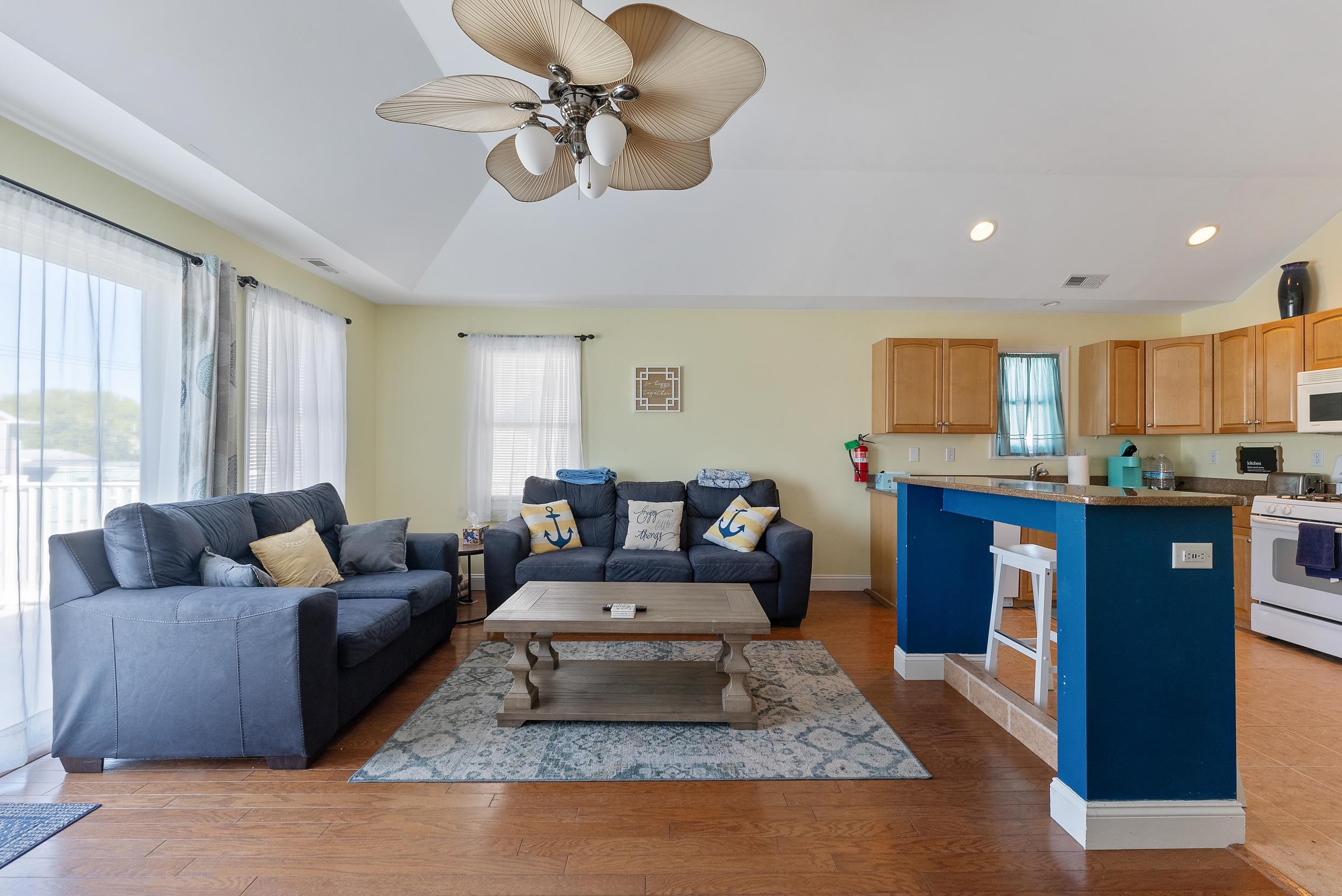 141 Rio Grande Avenue, Unit 201 Wildwood, NJ 08260 - Photo 5 of 29