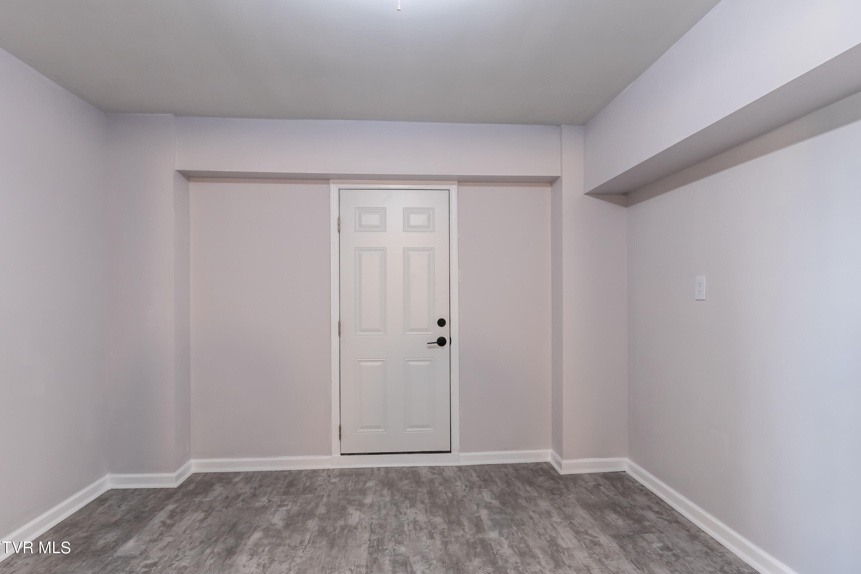 22067 Appleton Drive Bristol, VA 24202 - Photo 36 of 49 Appleton-42