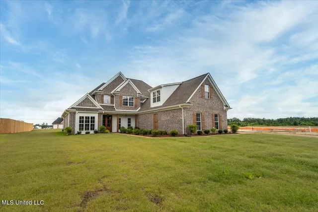$499,900 | 1748 Baisley Drive, Nesbit, MS 38651