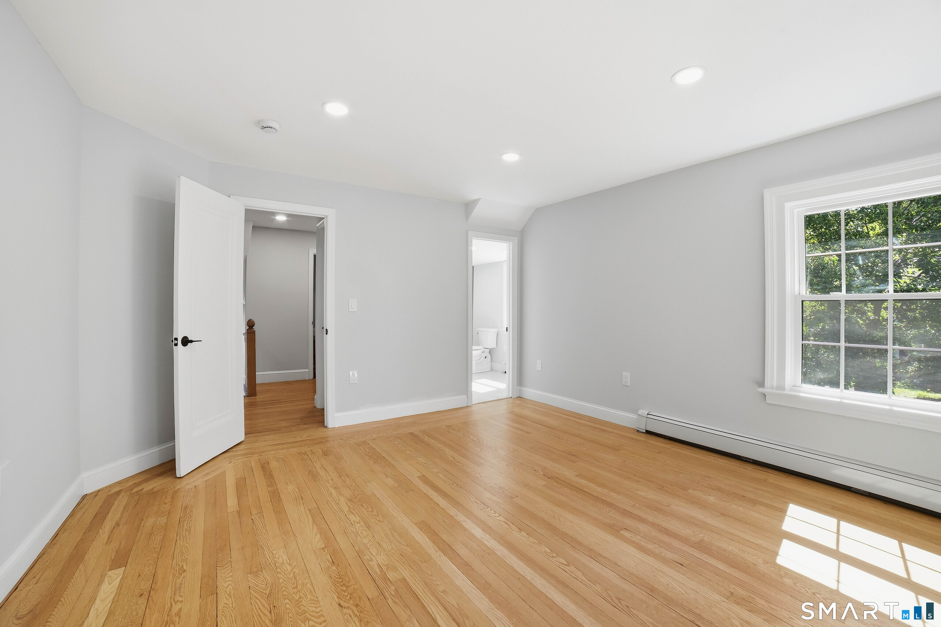 210 Colony Road New Haven, CT 06511 - Photo 18 of 36