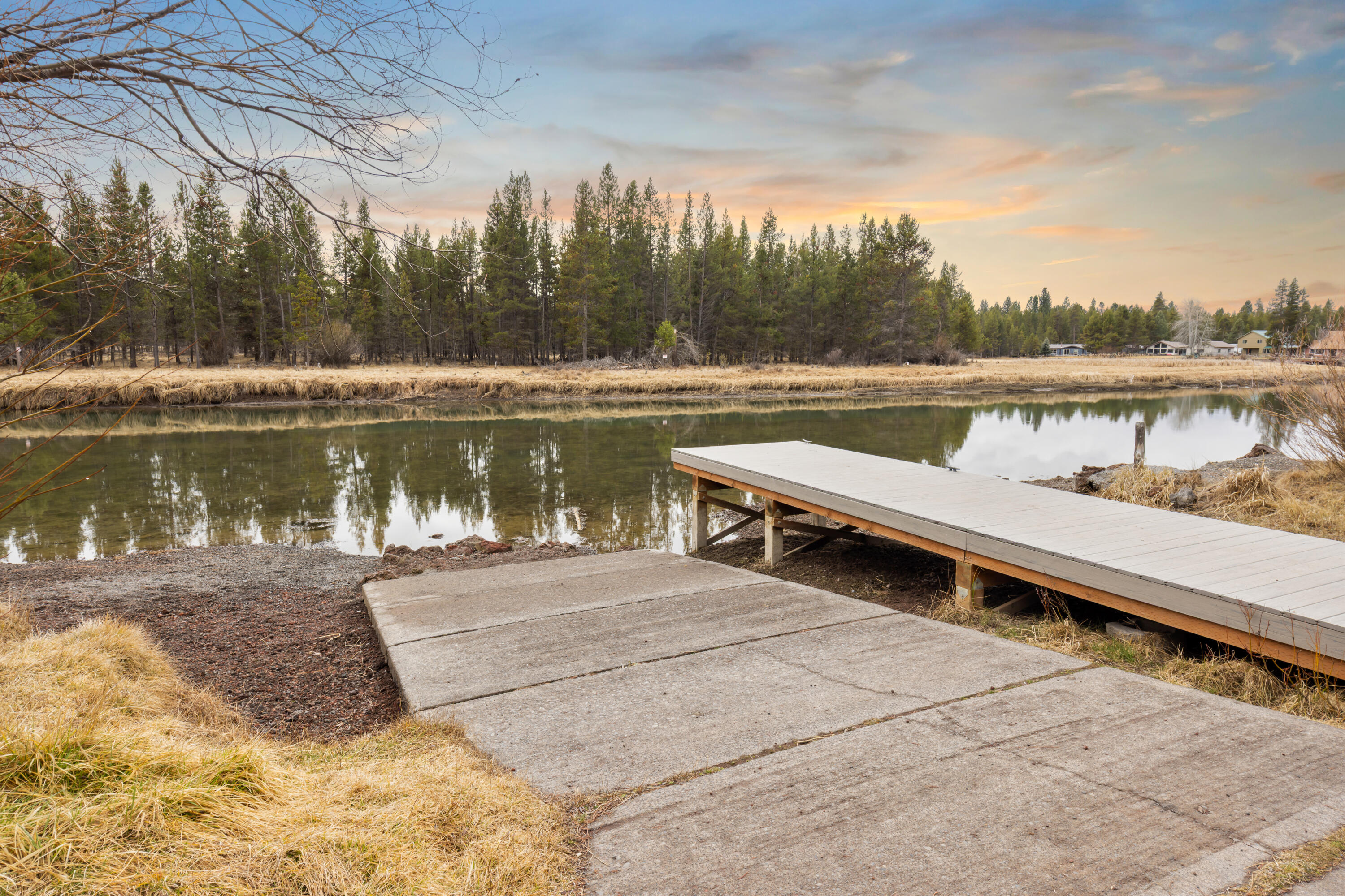 17271 Downey Road Bend, OR 97707 - Photo 3 of 34 Dock