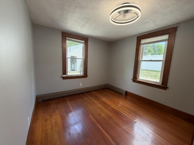 98 Rochester Street Berwick, ME 03901 - Photo 12 of 43 Bedoorm 1 1